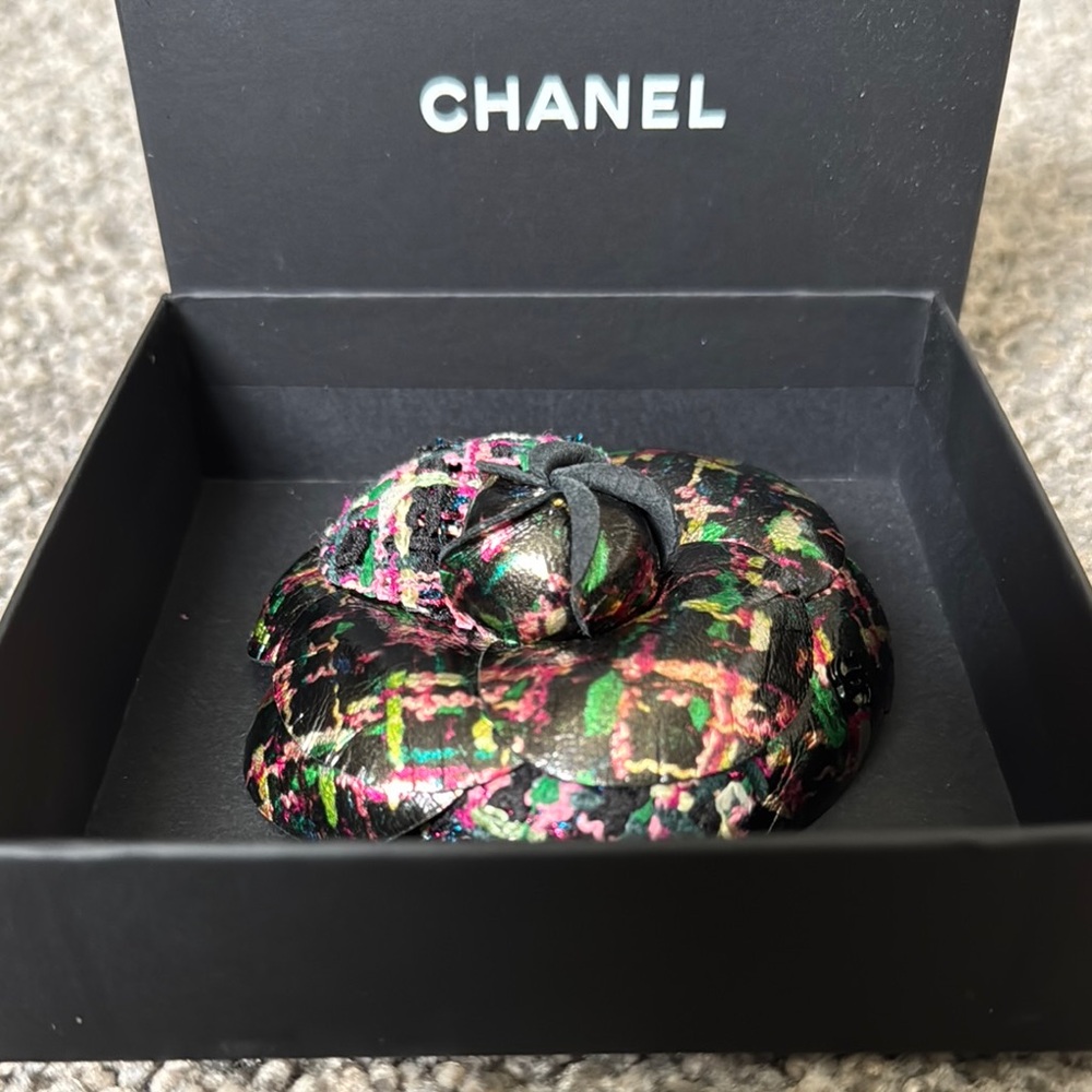 CHANEL Multicolor Floral Brooch